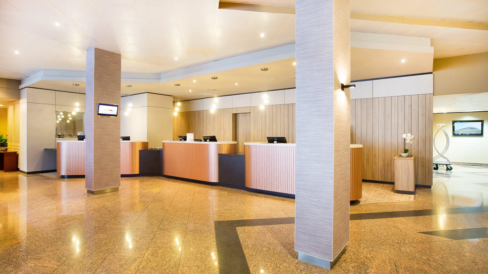 ****  Crowne Plaza Frankfurt Congress Hotel By Ihg Frankfurt am Main Germany